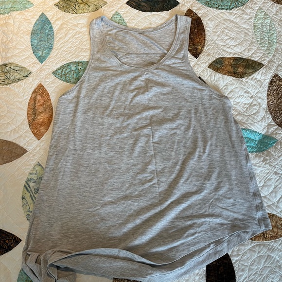 Lululemon Tie & Go Tank - Picture 5 of 6